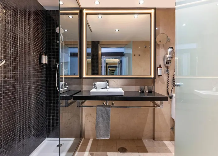 Paseo Del Mar Affiliated By Melia 4* Cadix